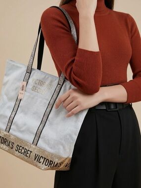 NWT Victoria's Secret tote with sparkling trim